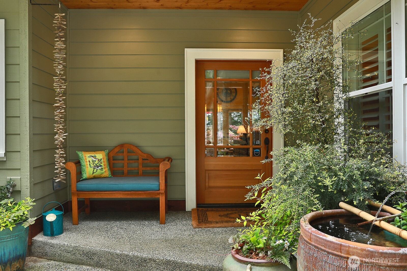 1899 Beverly Beach Road , Freeland, WA 98249