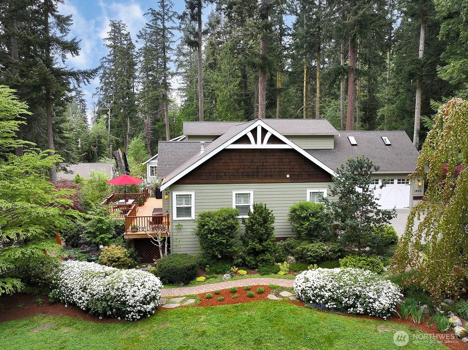 1899 Beverly Beach Road , Freeland, WA 98249
