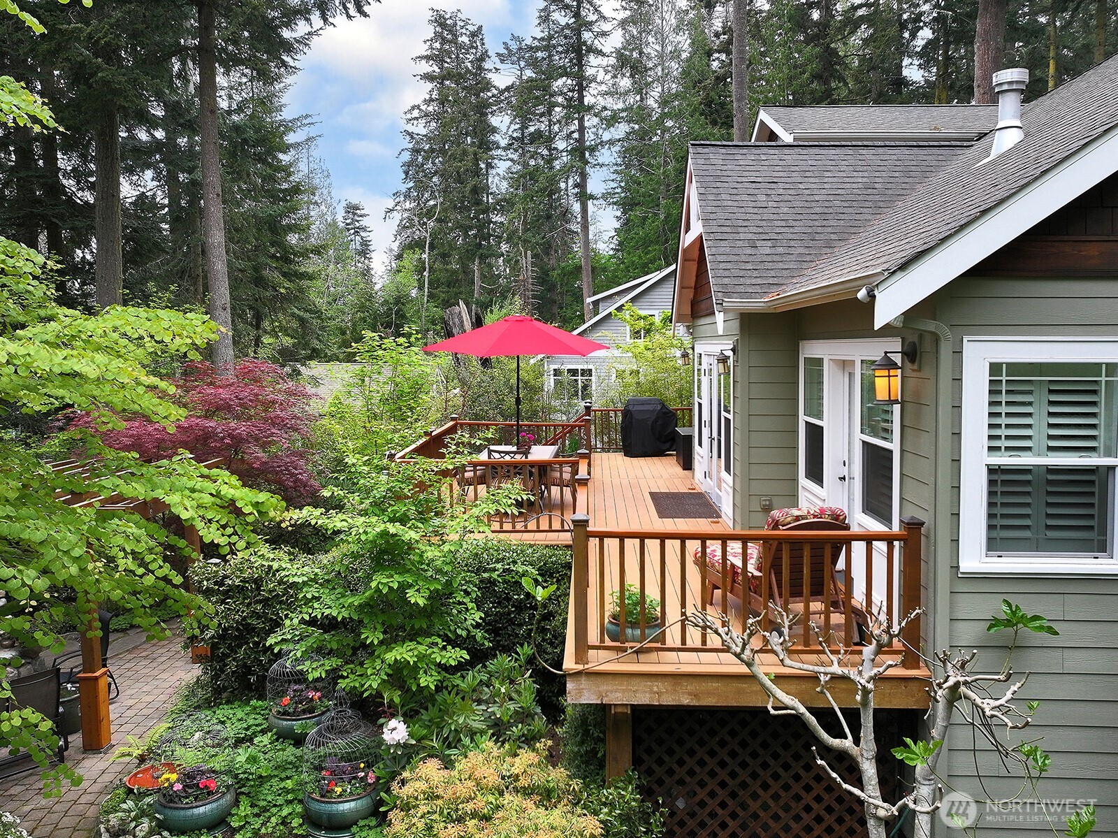 1899 Beverly Beach Road , Freeland, WA 98249