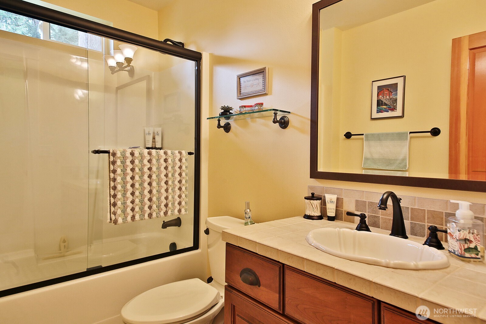 1899 Beverly Beach Road , Freeland, WA 98249
