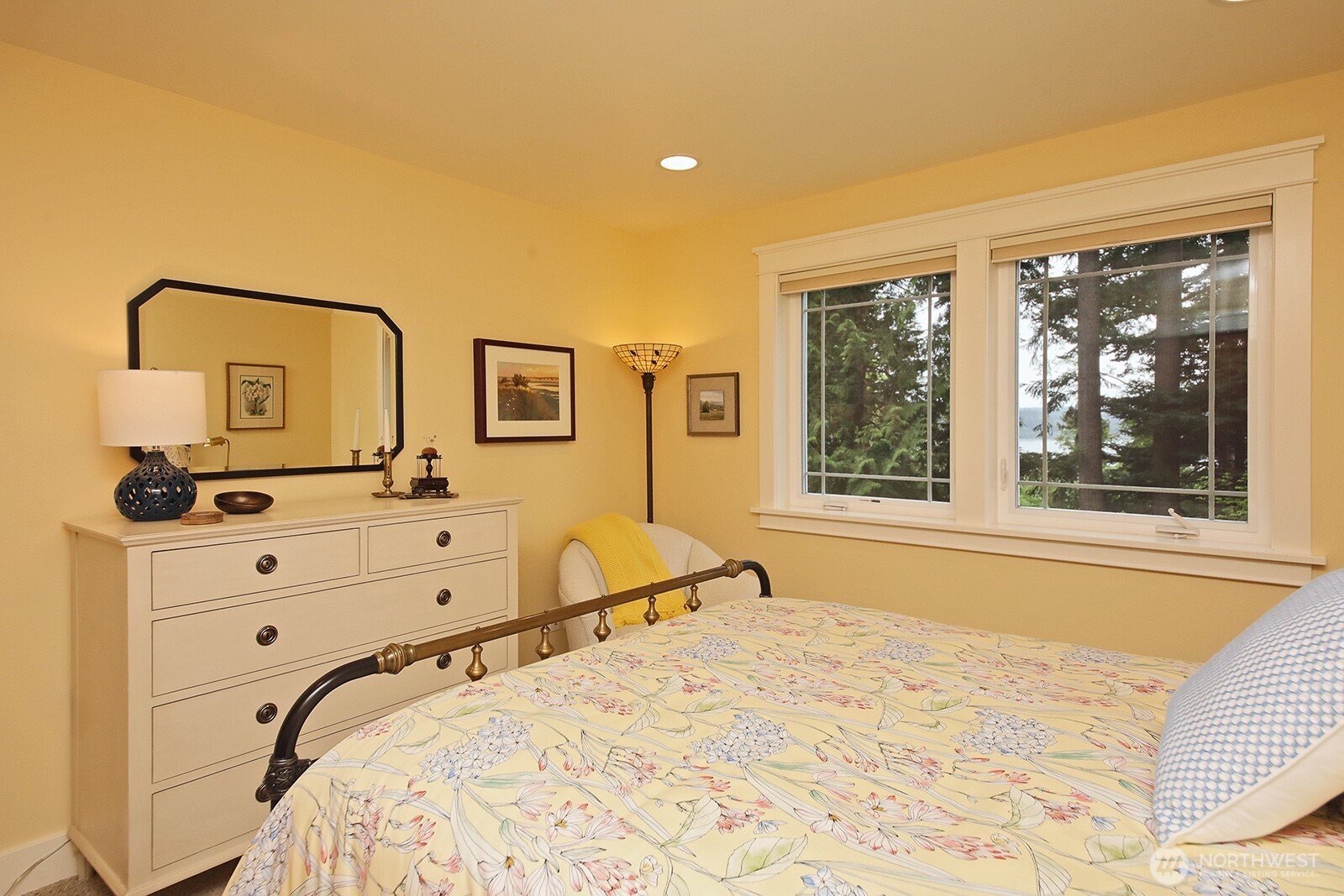 1899 Beverly Beach Road , Freeland, WA 98249