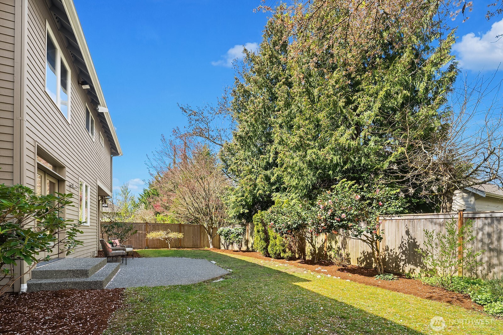 20522 NE 23rd Court , Sammamish, WA 98074