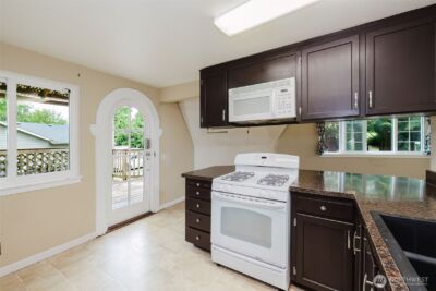 27299 Baywood Drive NE, Kingston, WA 98346 - Photo 13