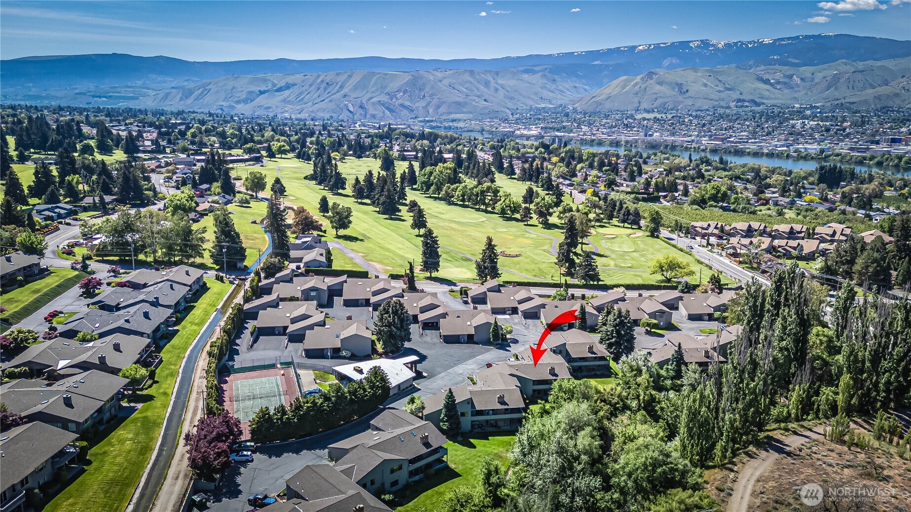 225 19th Street NE #20, East Wenatchee, WA 98802