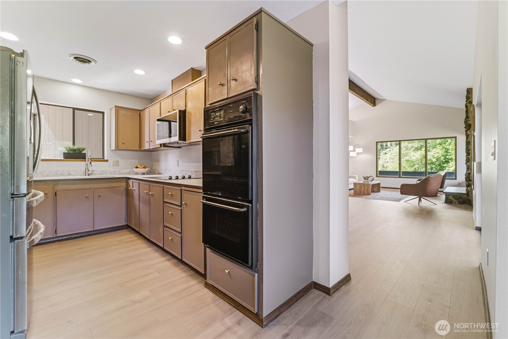 225 19th Street NE #20, East Wenatchee, WA 98802