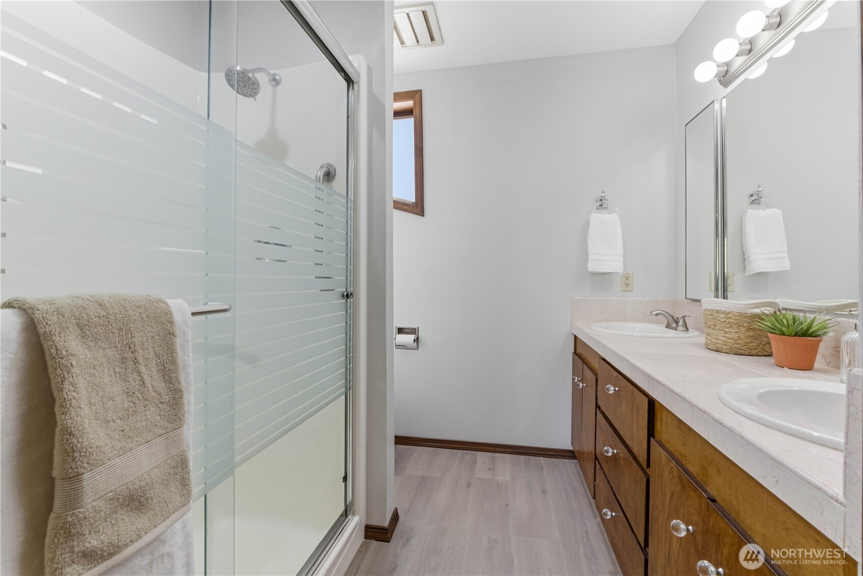 225 19th Street NE #20, East Wenatchee, WA 98802