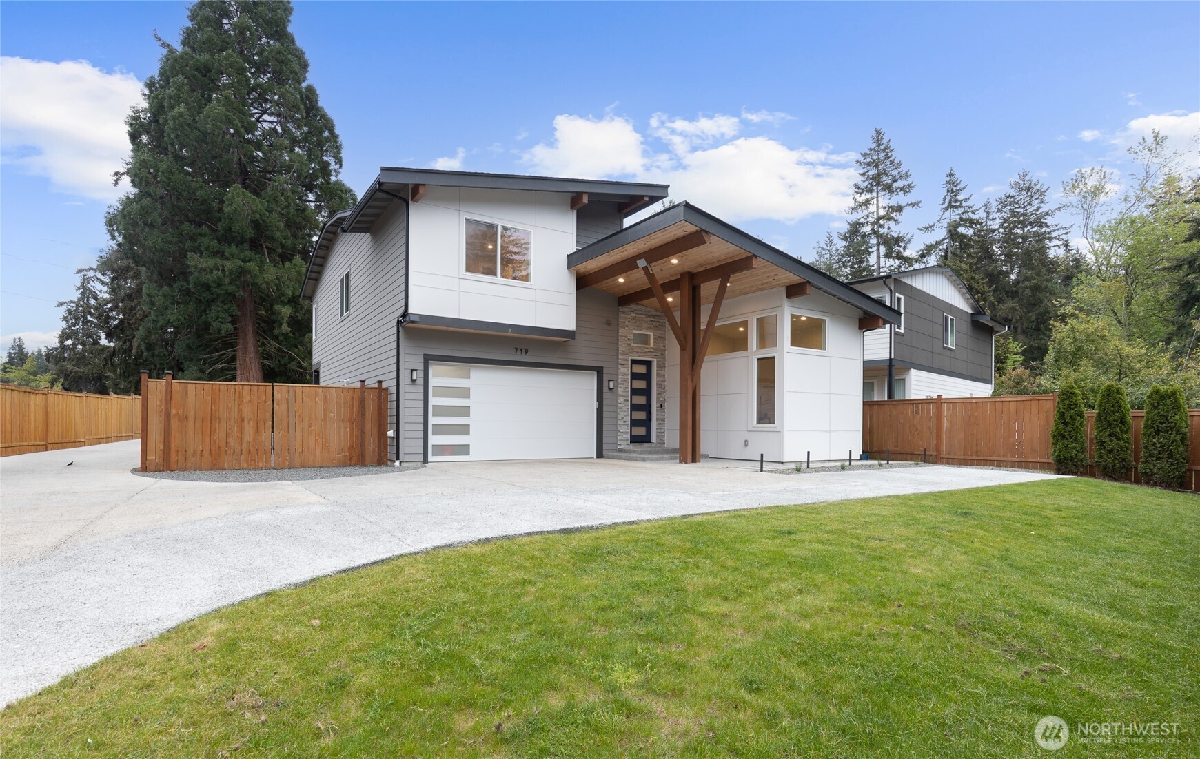 719 Edmonds Way , Edmonds, WA 98020