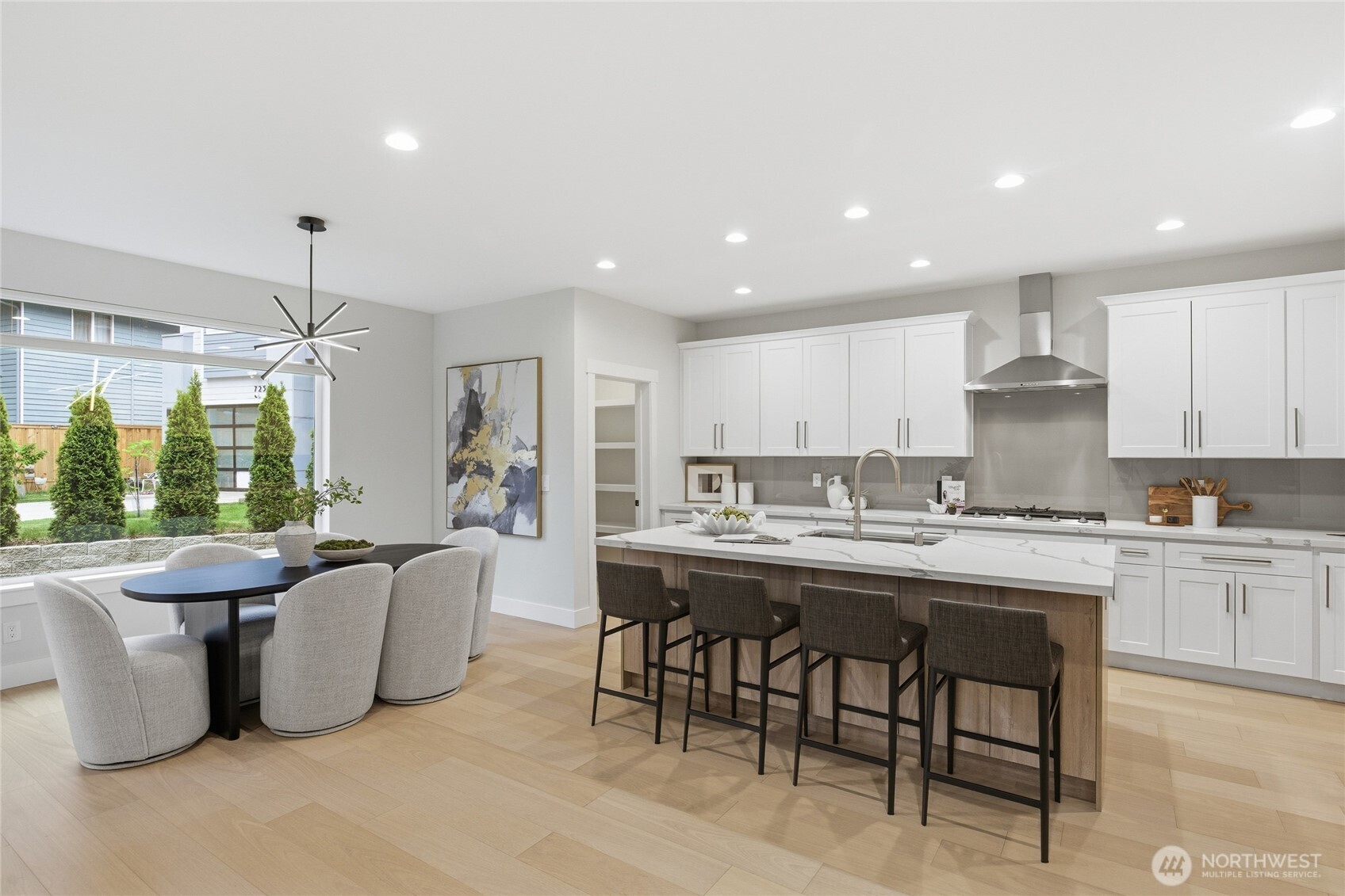 719 Edmonds Way , Edmonds, WA 98020