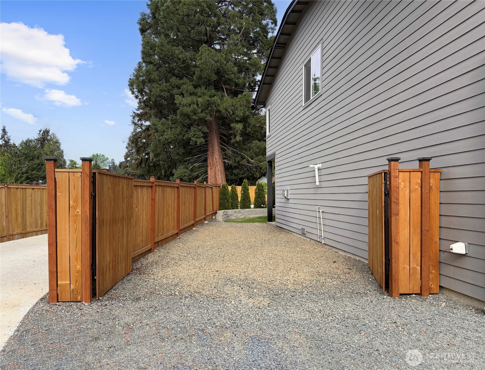 719 Edmonds Way , Edmonds, WA 98020