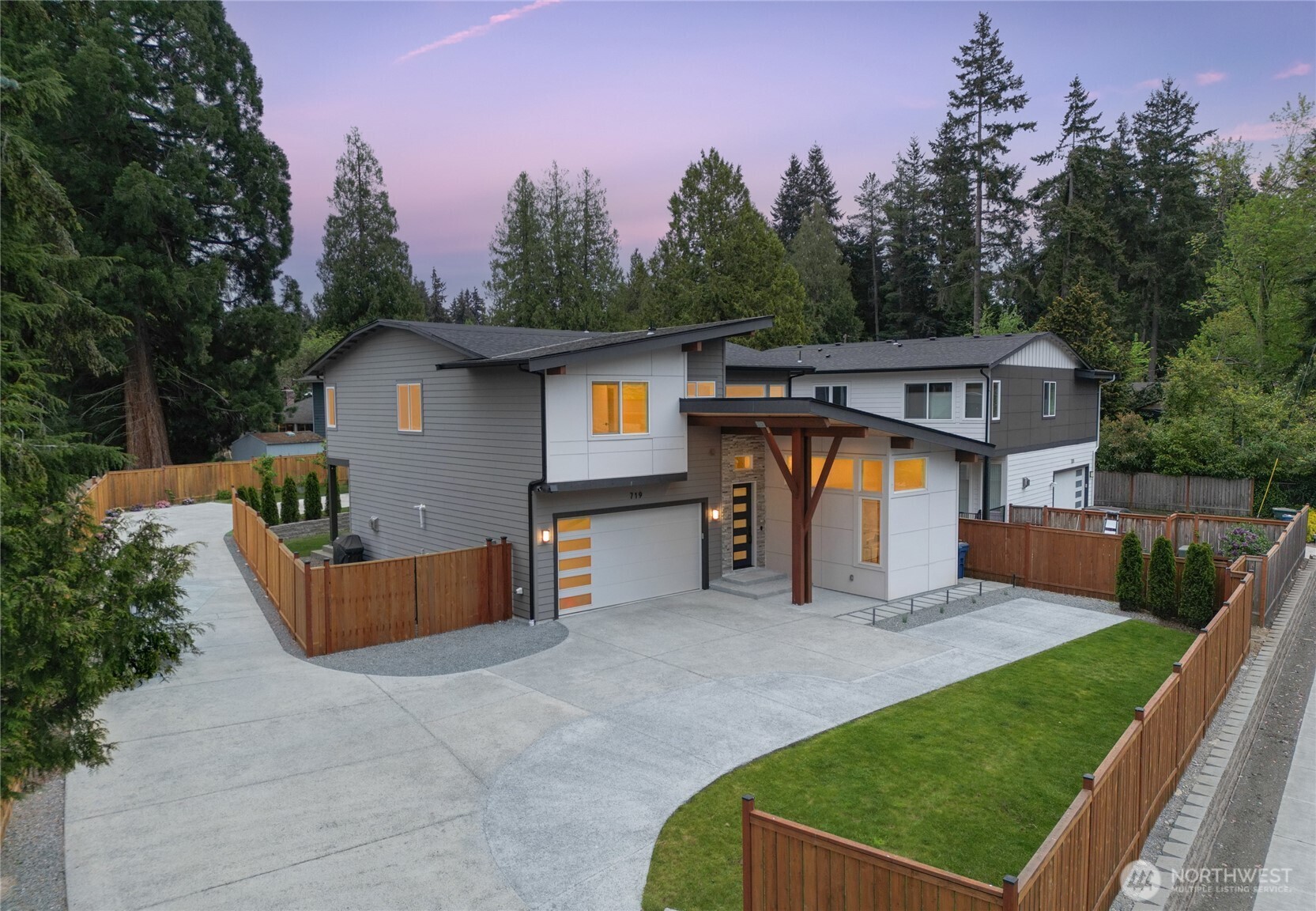 719 Edmonds Way , Edmonds, WA 98020