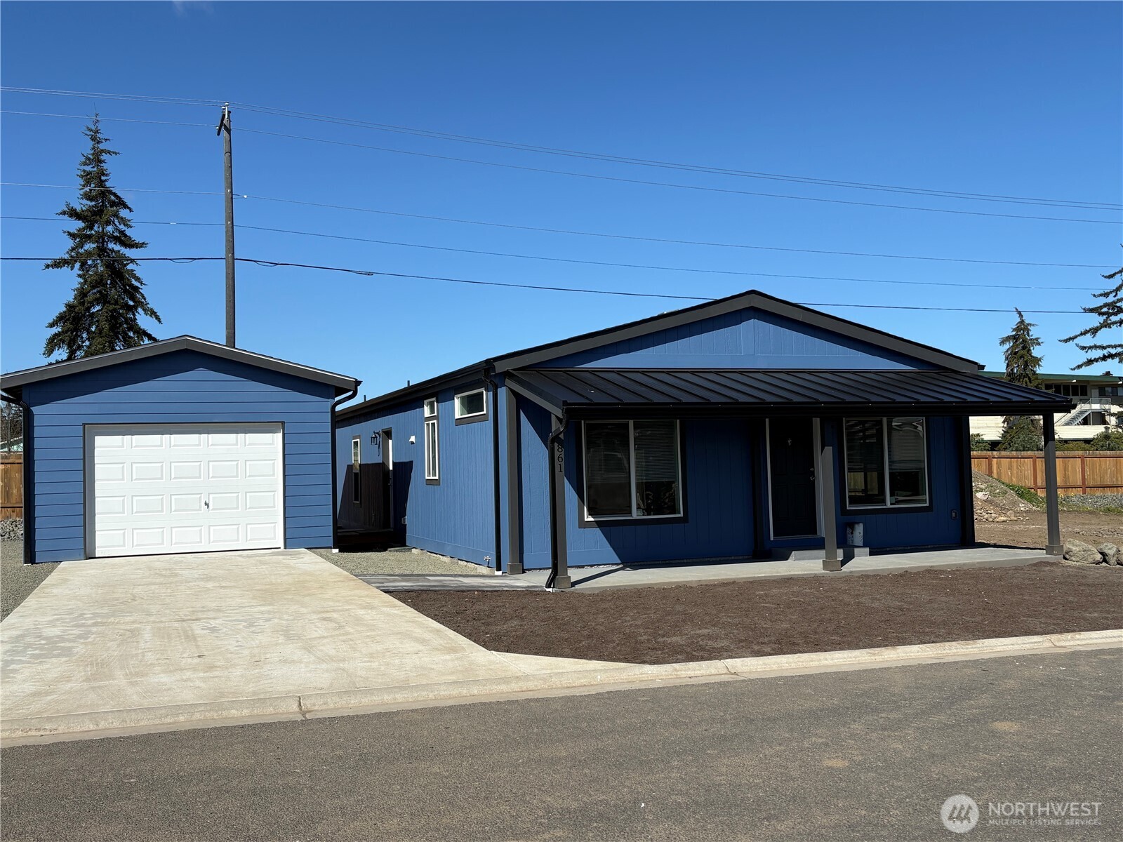 861 N Iris Avenue , Sequim, WA 98382