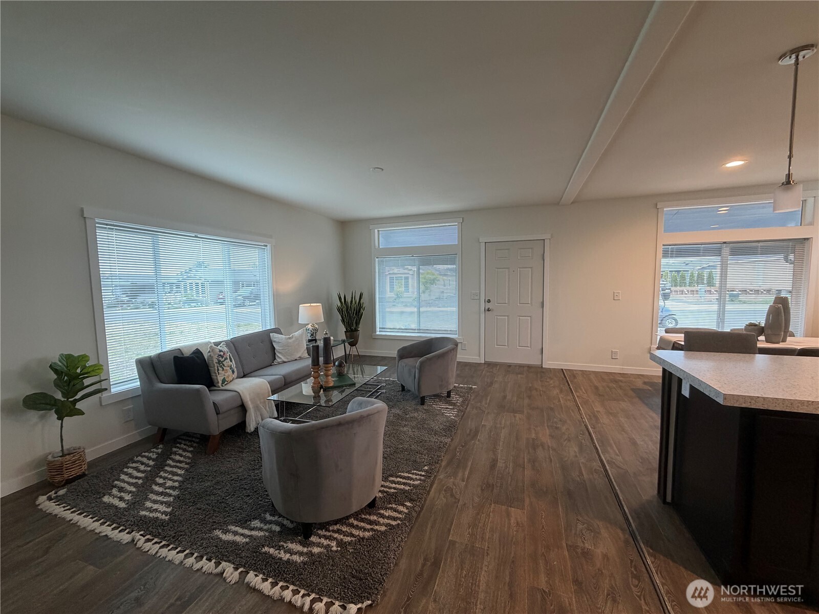 861 N Iris Avenue , Sequim, WA 98382