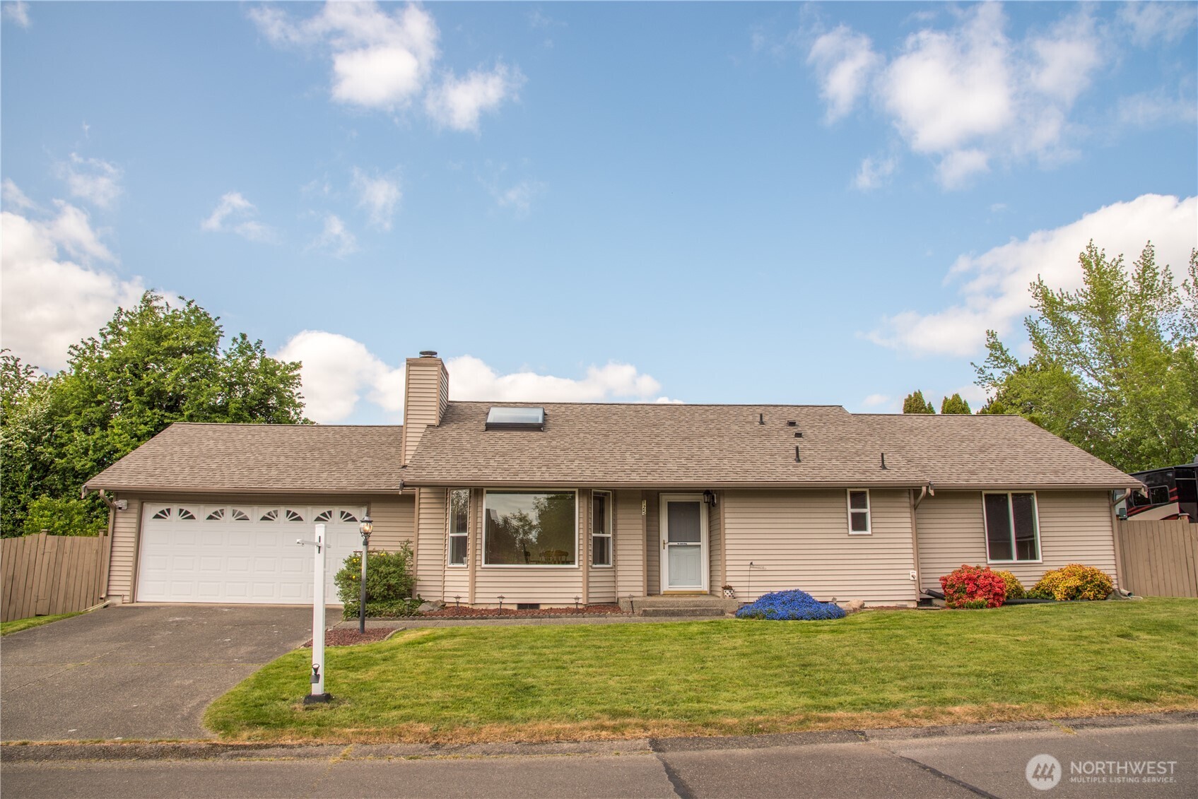 125 117th Street E, Tacoma, WA 98445