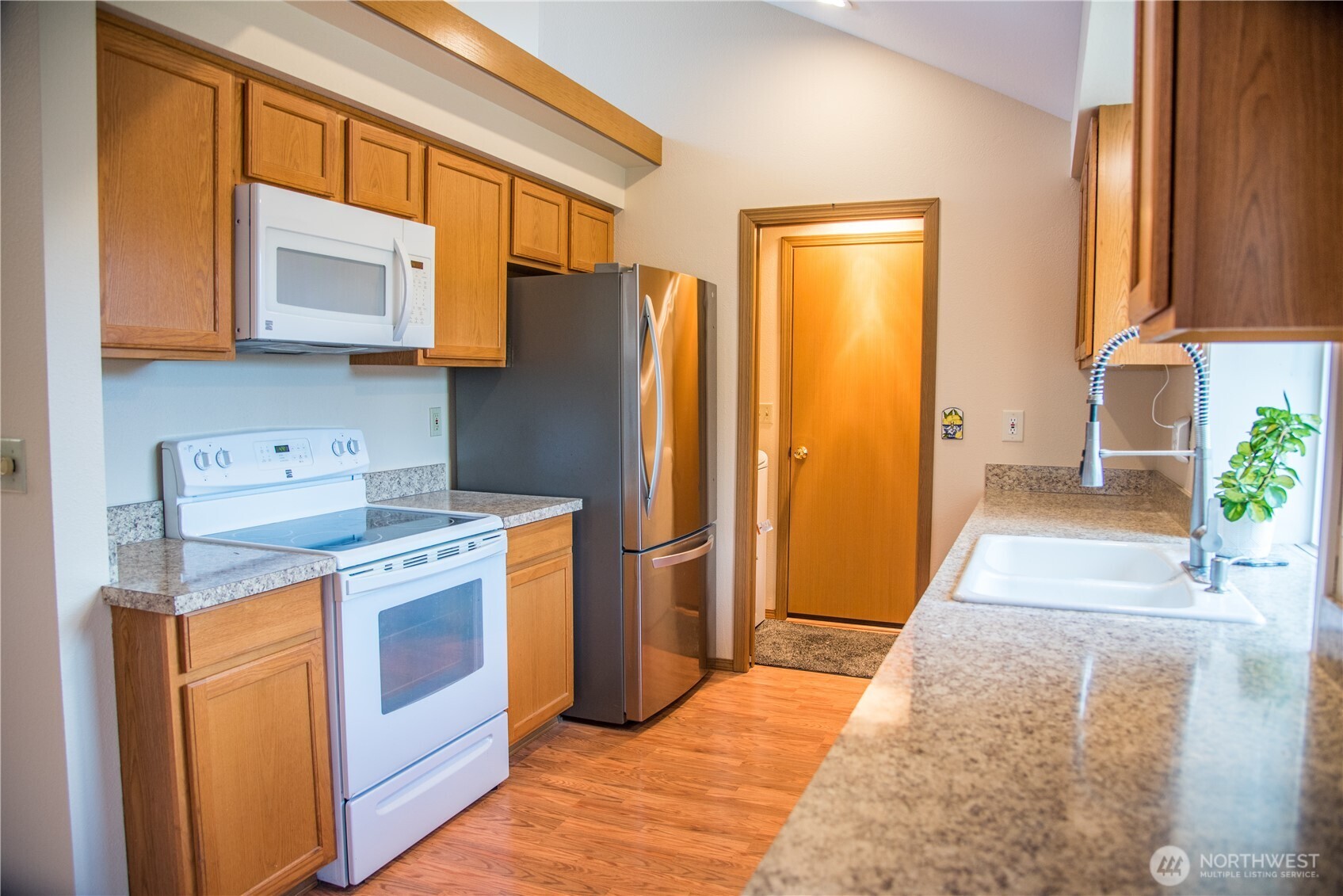 125 117th Street E, Tacoma, WA 98445