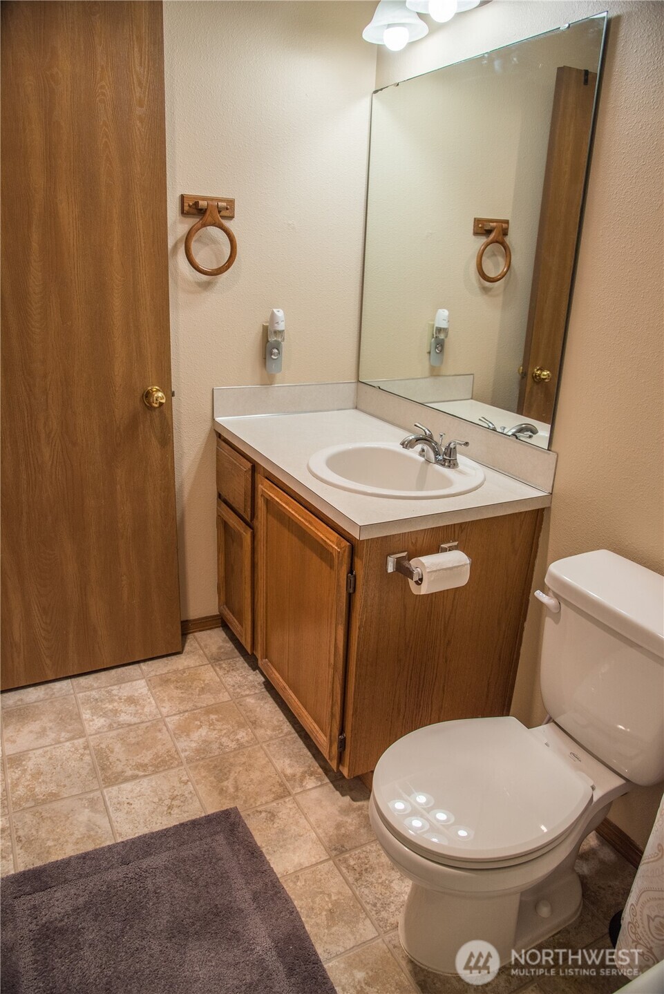 125 117th Street E, Tacoma, WA 98445