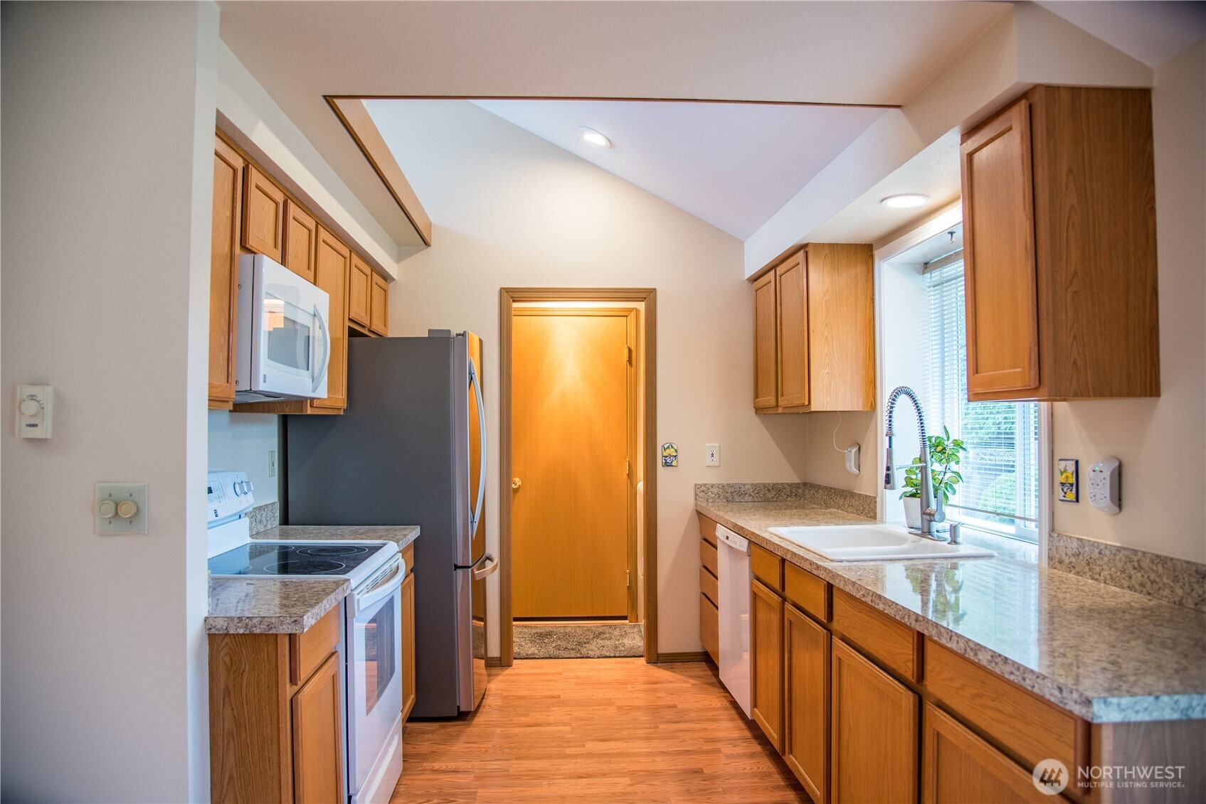 125 117th Street E, Tacoma, WA 98445
