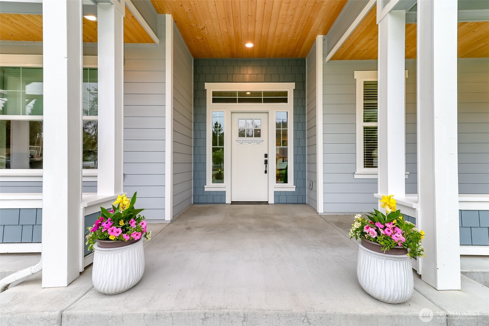161 Coal Avenue , Carbonado, WA 98323