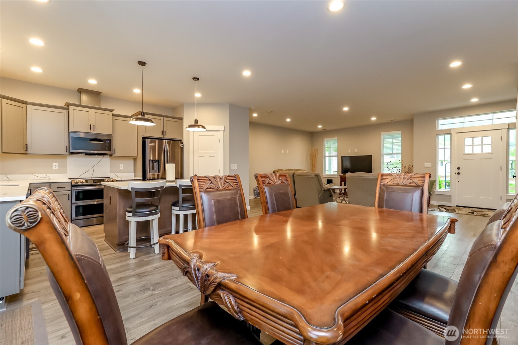 161 Coal Avenue , Carbonado, WA 98323