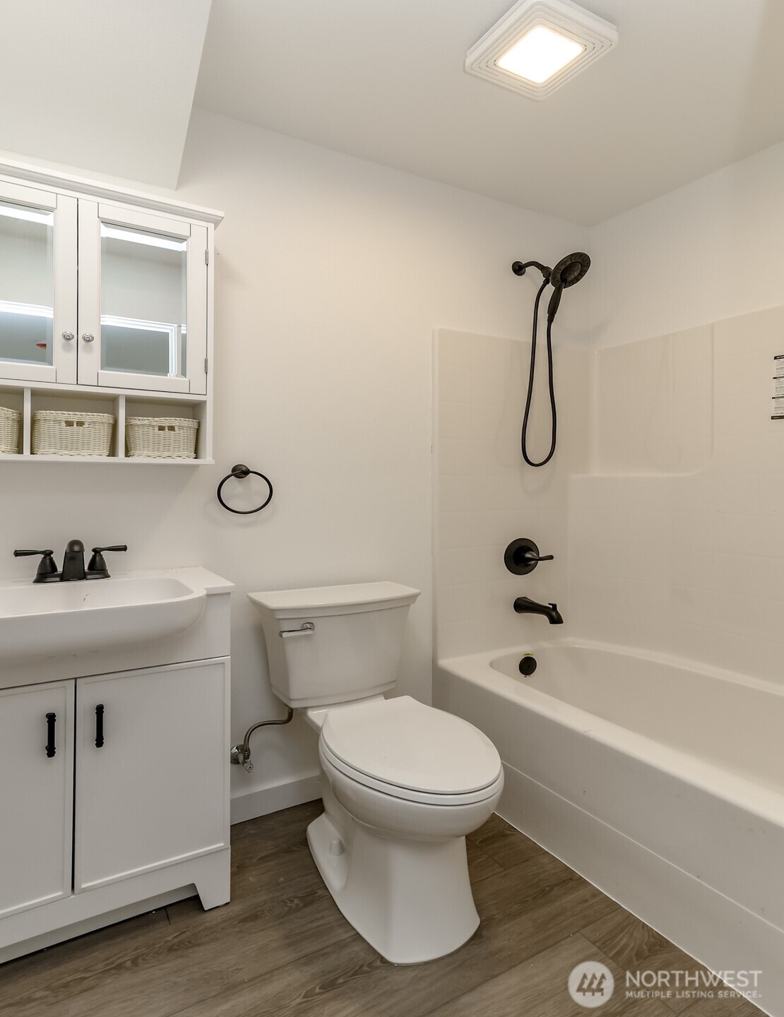 161 Coal Avenue , Carbonado, WA 98323