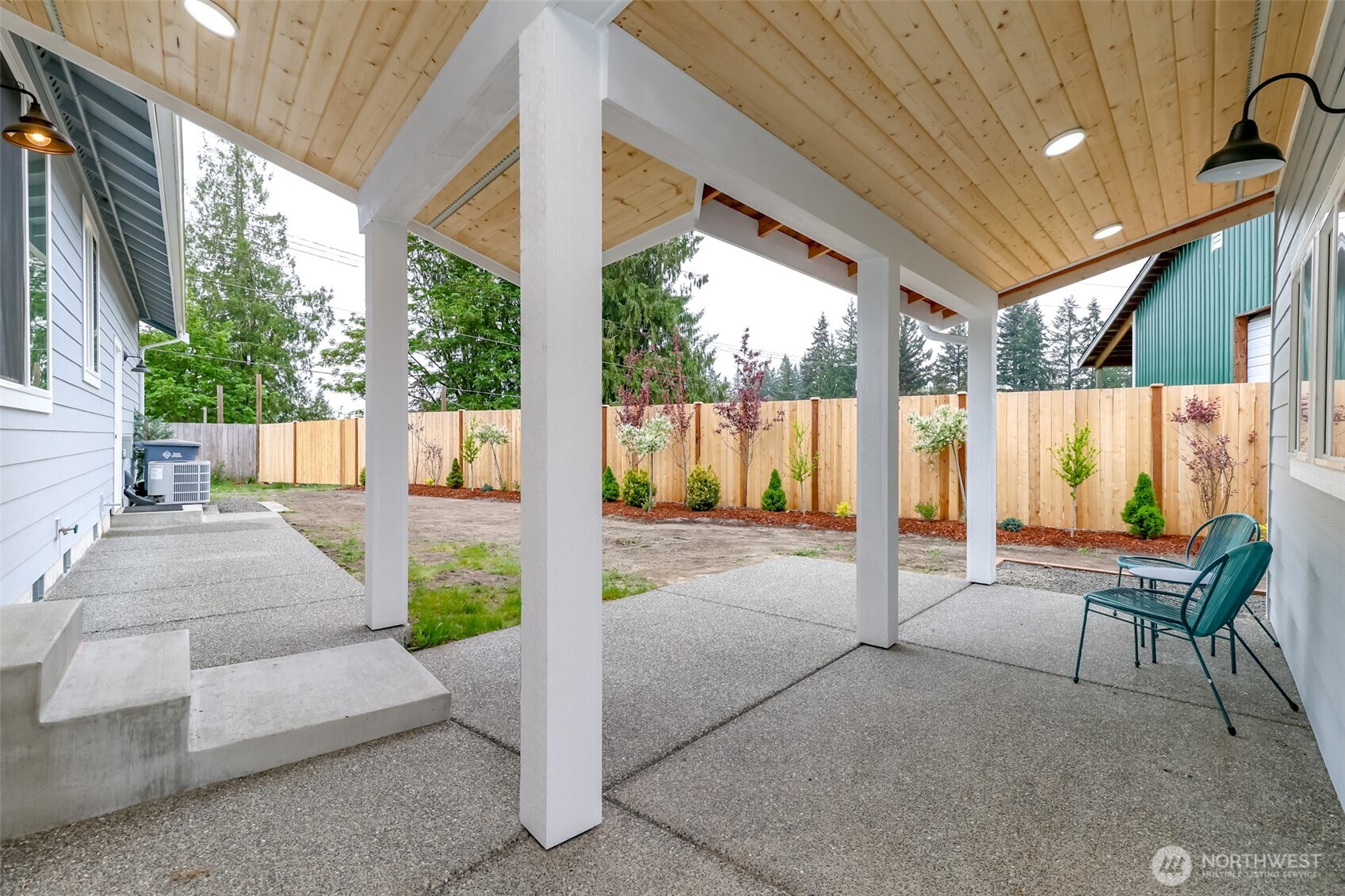 161 Coal Avenue , Carbonado, WA 98323