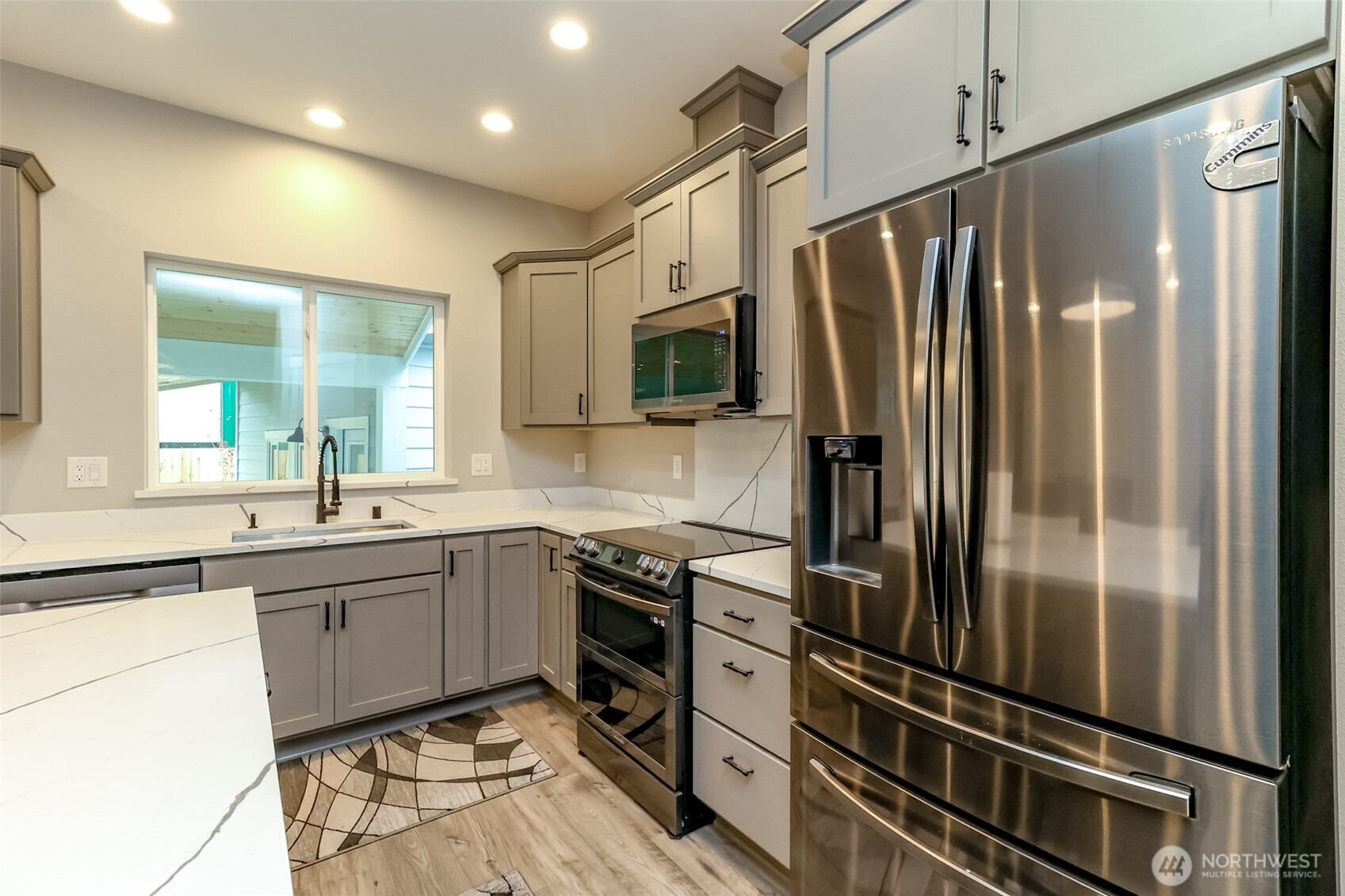 161 Coal Avenue , Carbonado, WA 98323