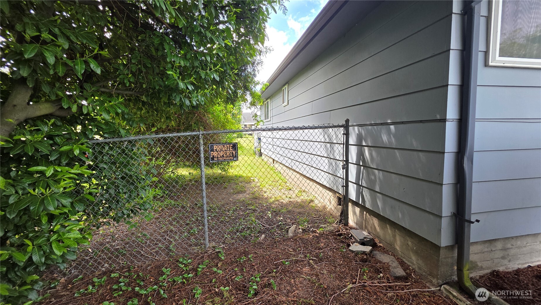 836 E 47TH , Tacoma, WA 98404