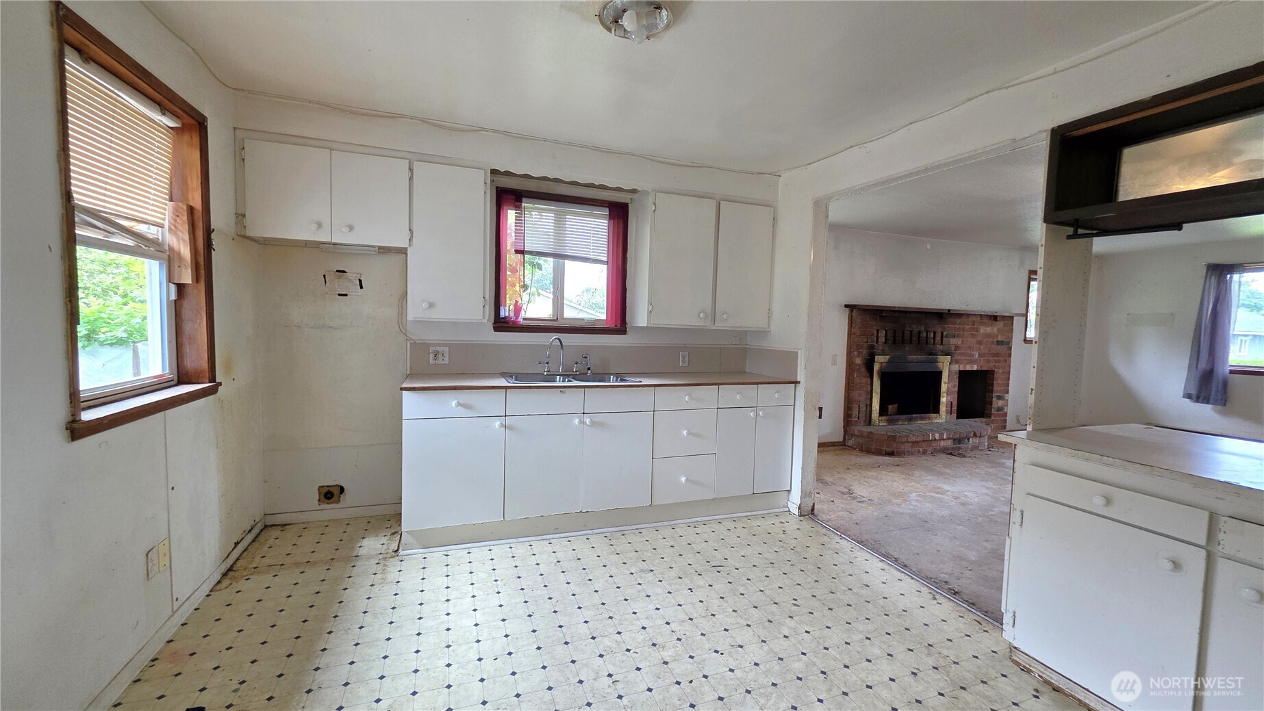 836 E 47TH , Tacoma, WA 98404