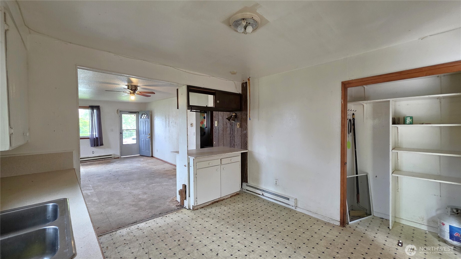 836 E 47TH , Tacoma, WA 98404