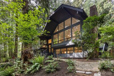 18126 NE 185th Place , Woodinville, WA 98077