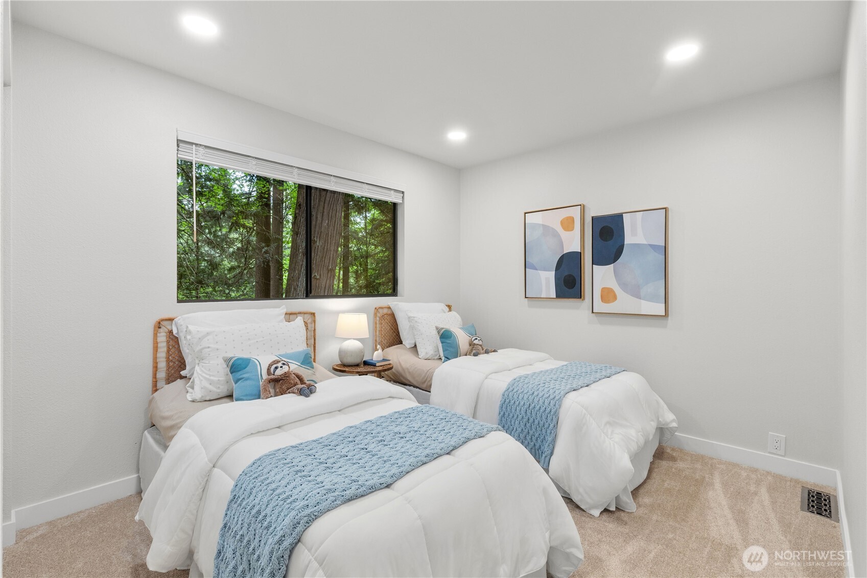 18126 NE 185th Place , Woodinville, WA 98077
