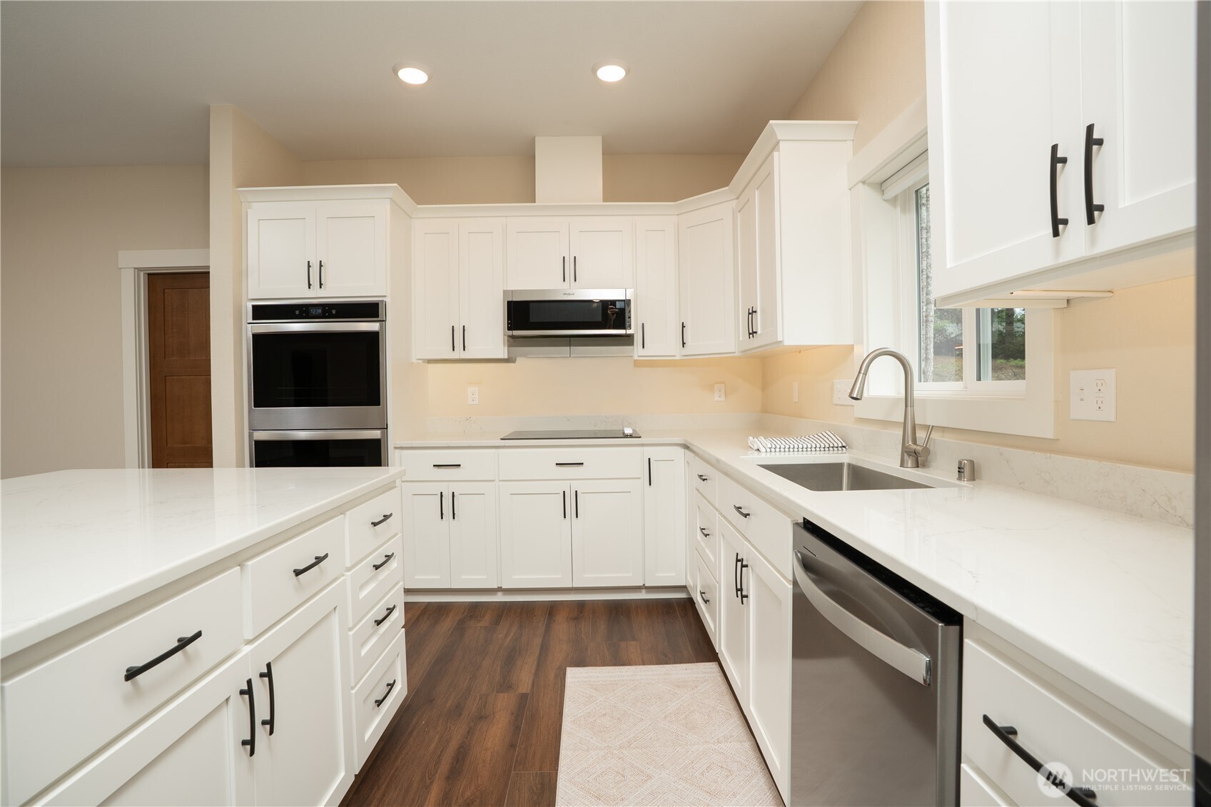 21 E Eastwood Lane , Union, WA 98592