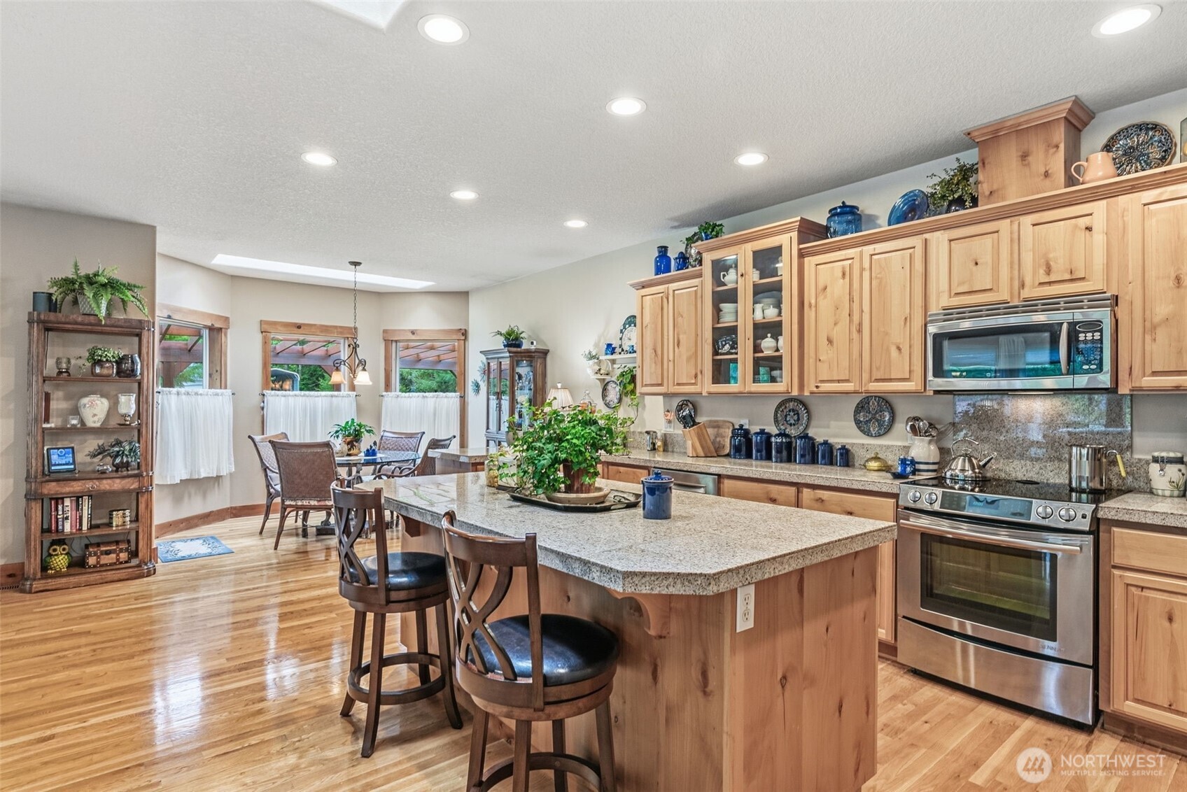 300 Riley Court , Toutle, WA 98649
