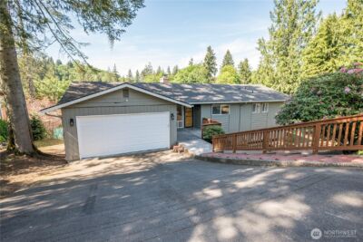 2441 W Lynnwood Drive , Longview, WA 98632