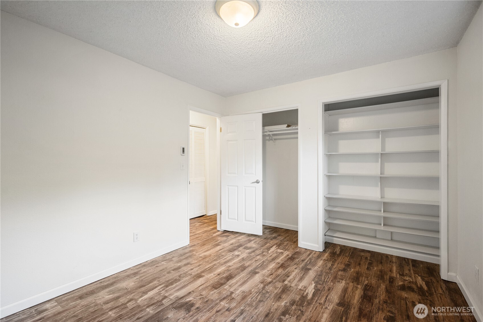 2441 W Lynnwood Drive , Longview, WA 98632