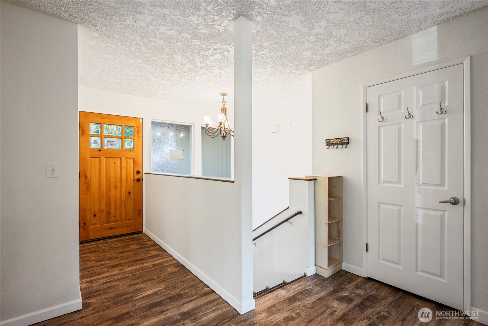 2441 W Lynnwood Drive , Longview, WA 98632