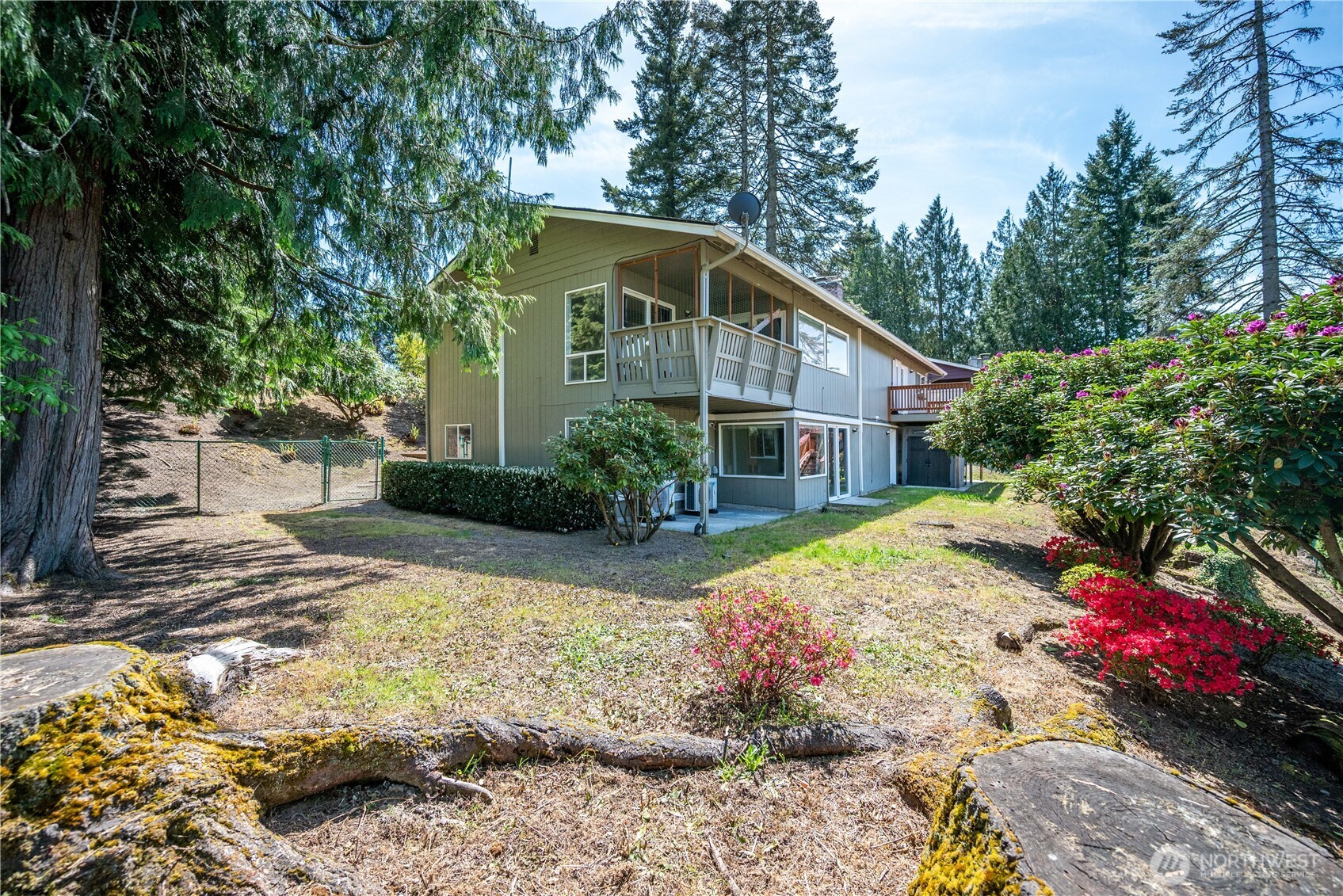 2441 W Lynnwood Drive , Longview, WA 98632
