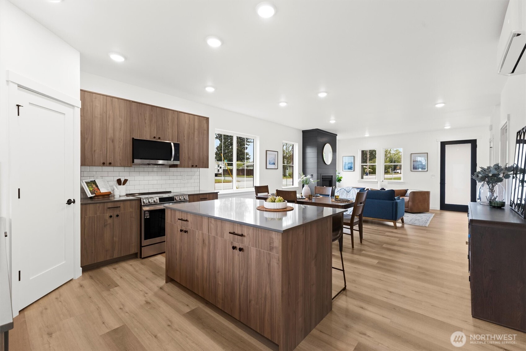 307 S 17th Street , Lynden, WA 98264