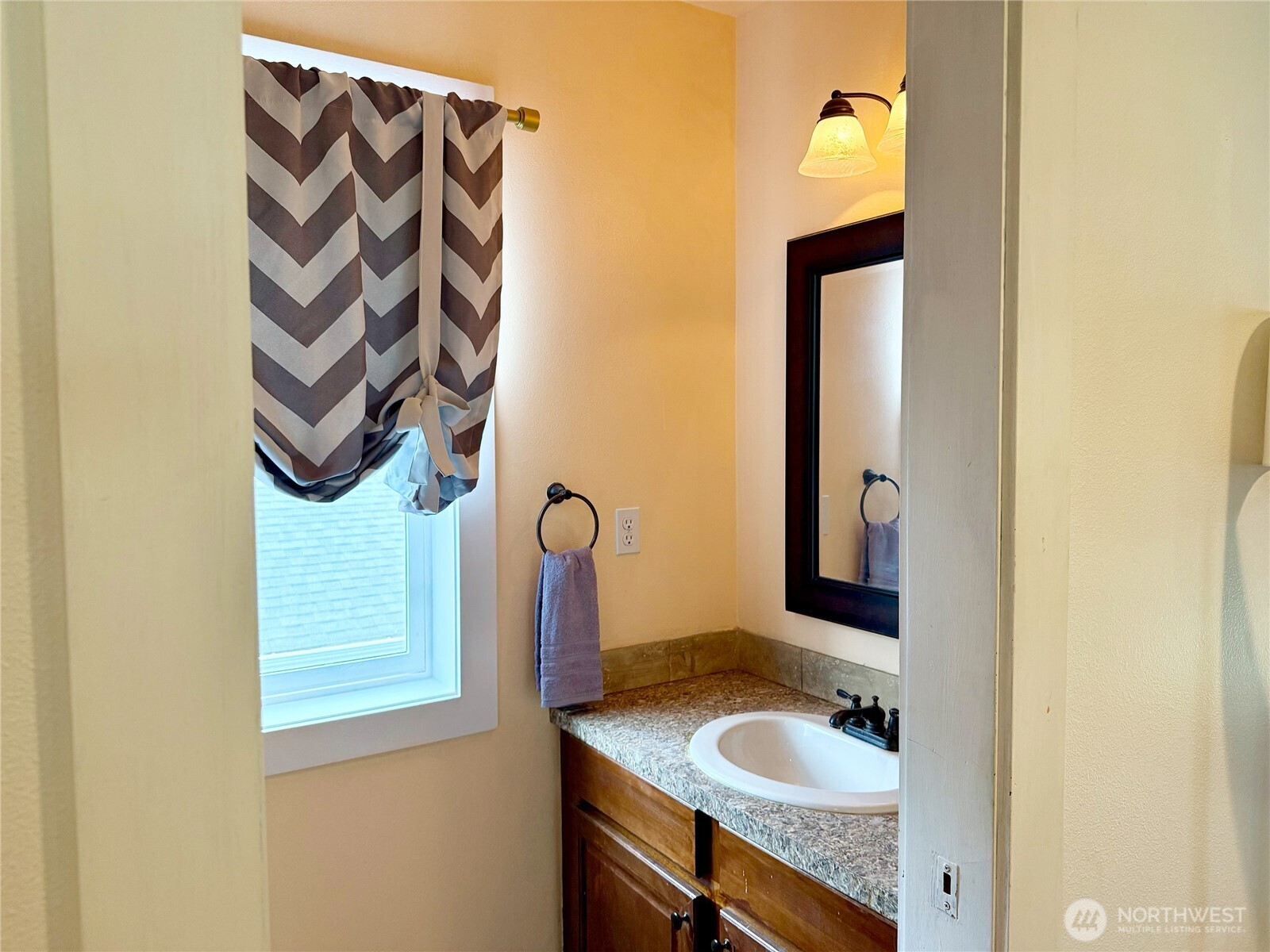 3012 E Valley View Terrace , Tacoma, WA 98404