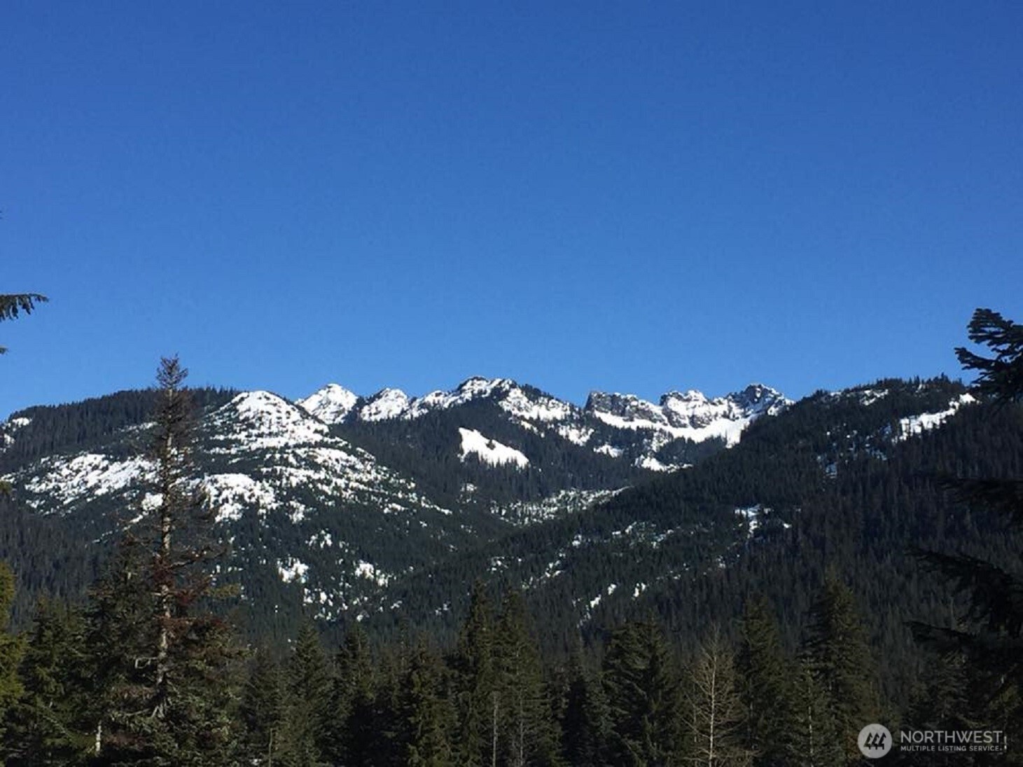 220 Tanner Way #C104, Snoqualmie Pass, WA 98068