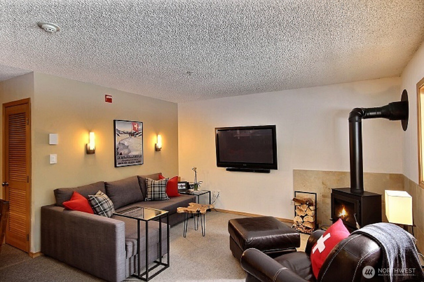 220 Tanner Way #C104, Snoqualmie Pass, WA 98068