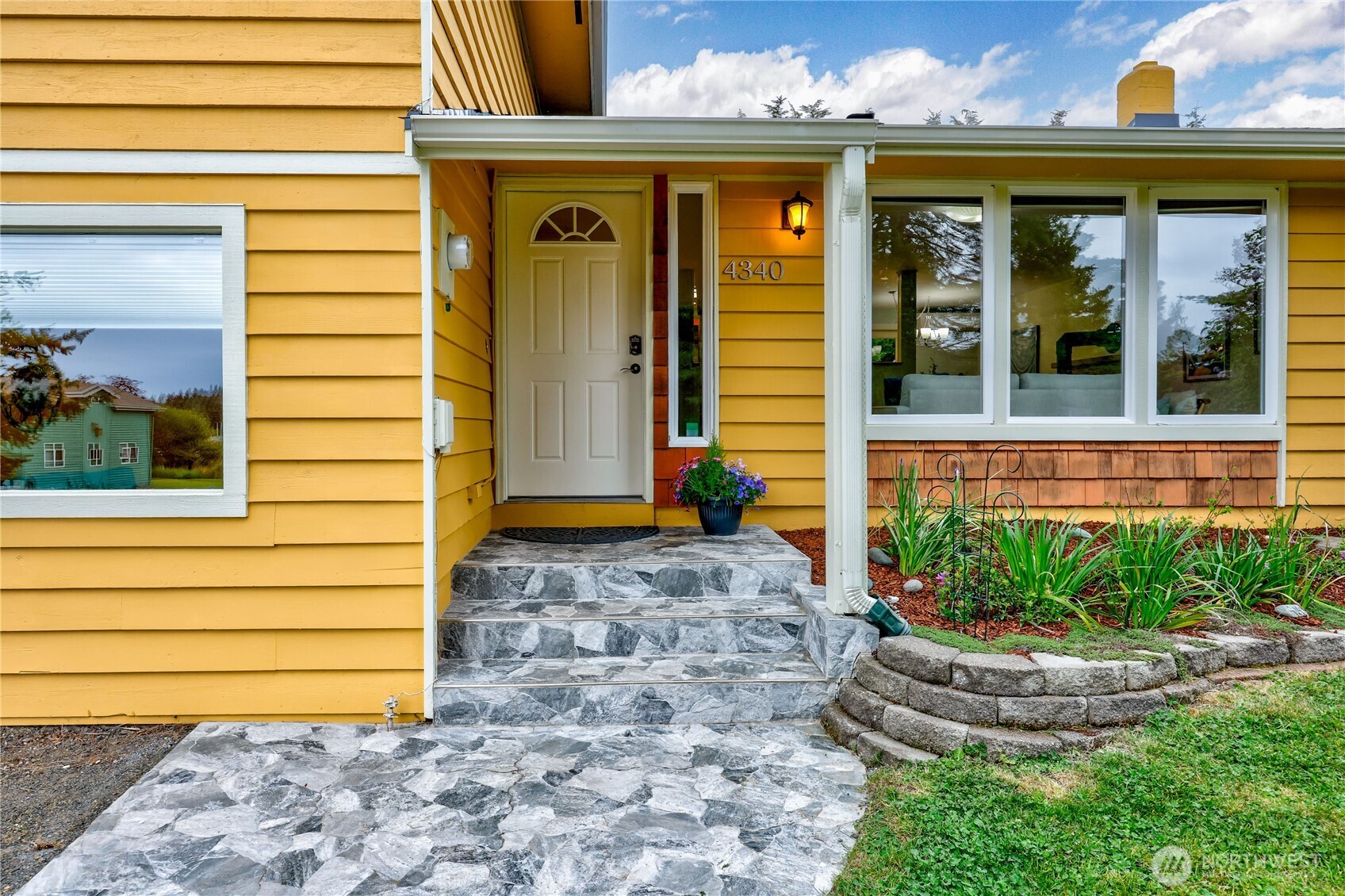 4340 Haines Street , Port Townsend, WA 98368