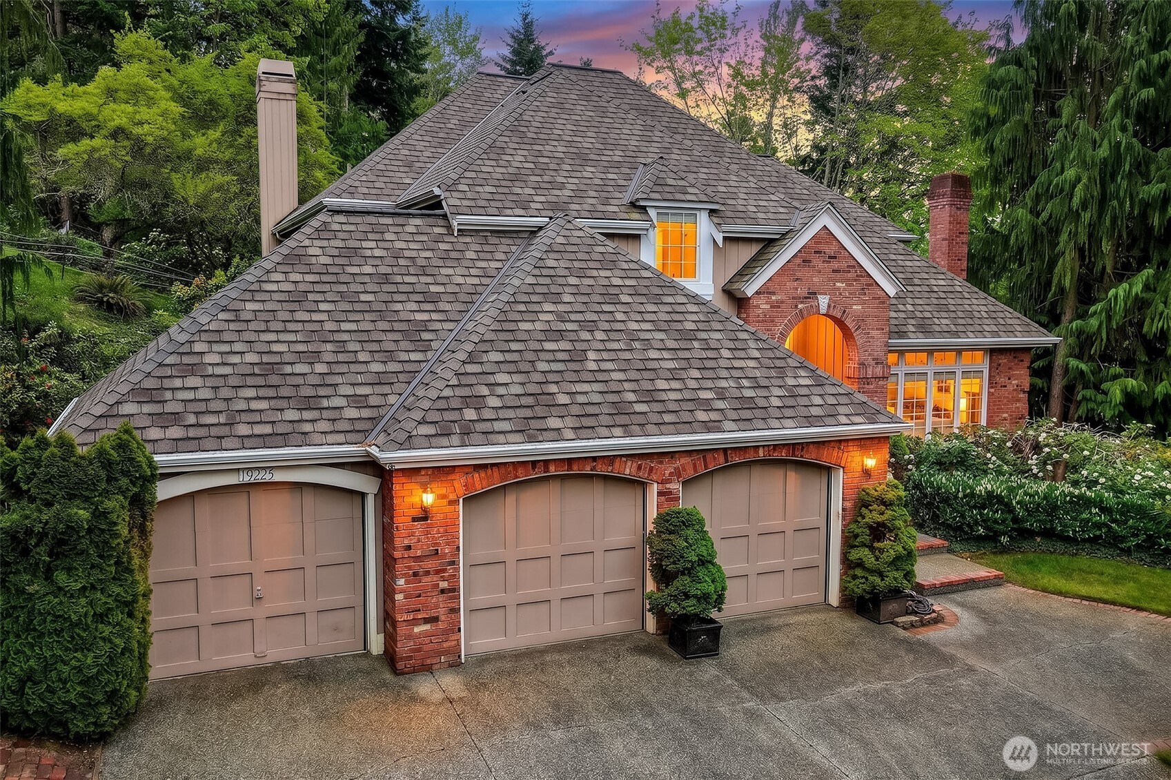 19225 SE 25th Street , Sammamish, WA 98075