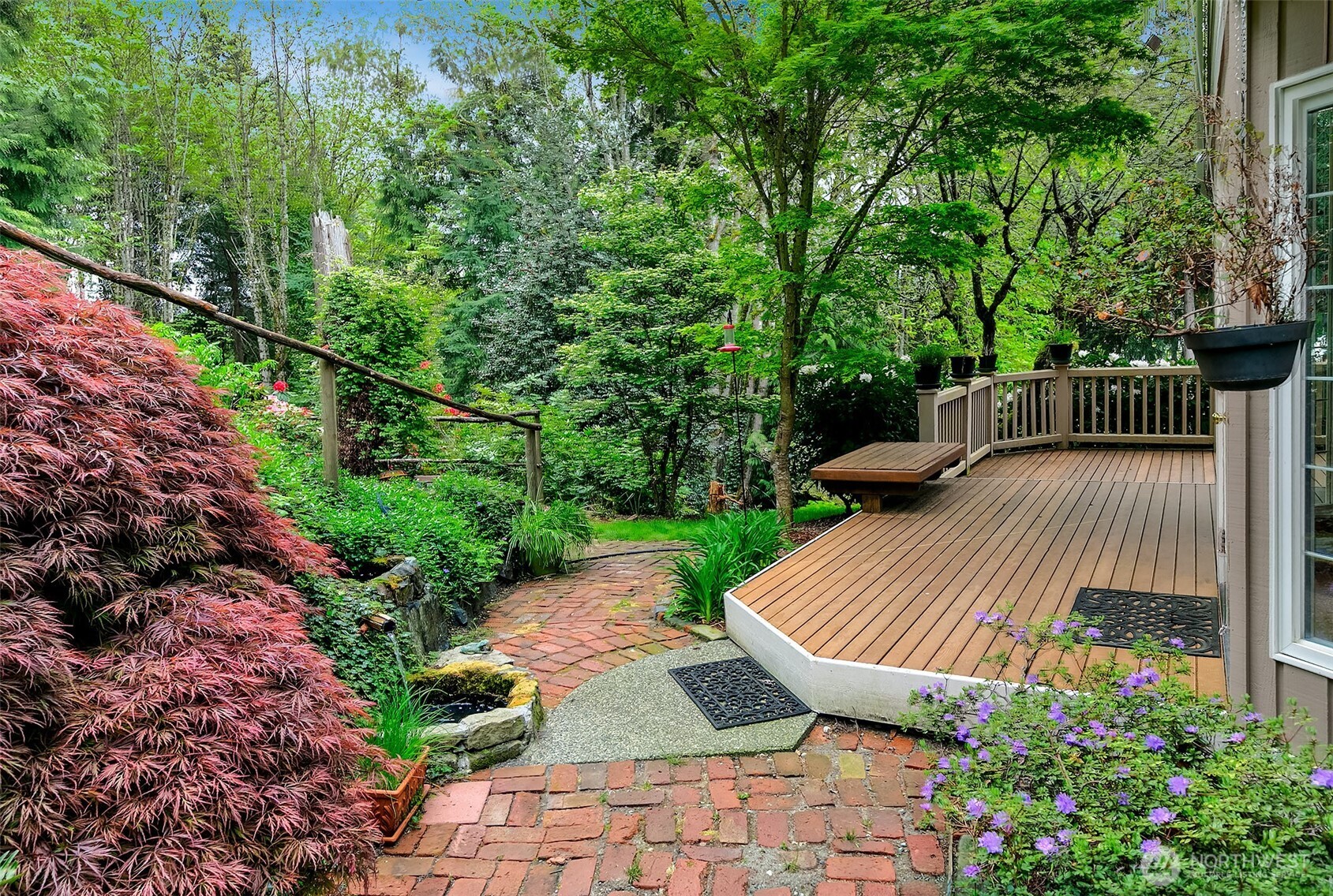 19225 SE 25th Street , Sammamish, WA 98075