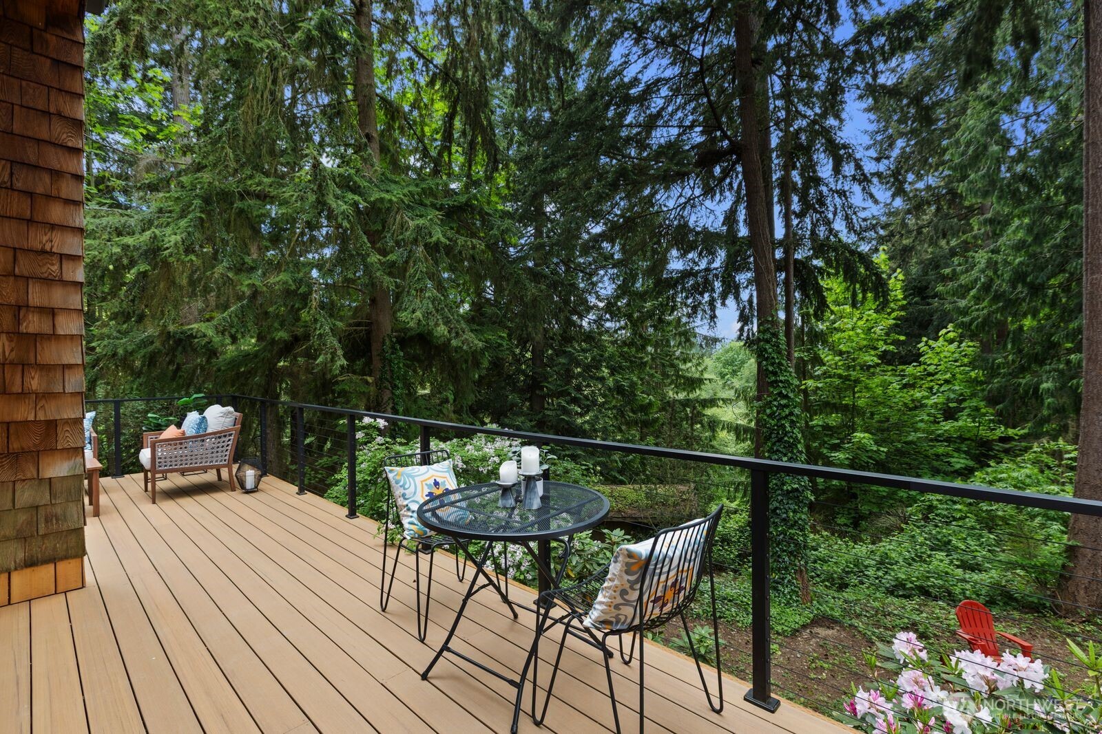 11730 Clearview Dr , Edmonds, WA 98026