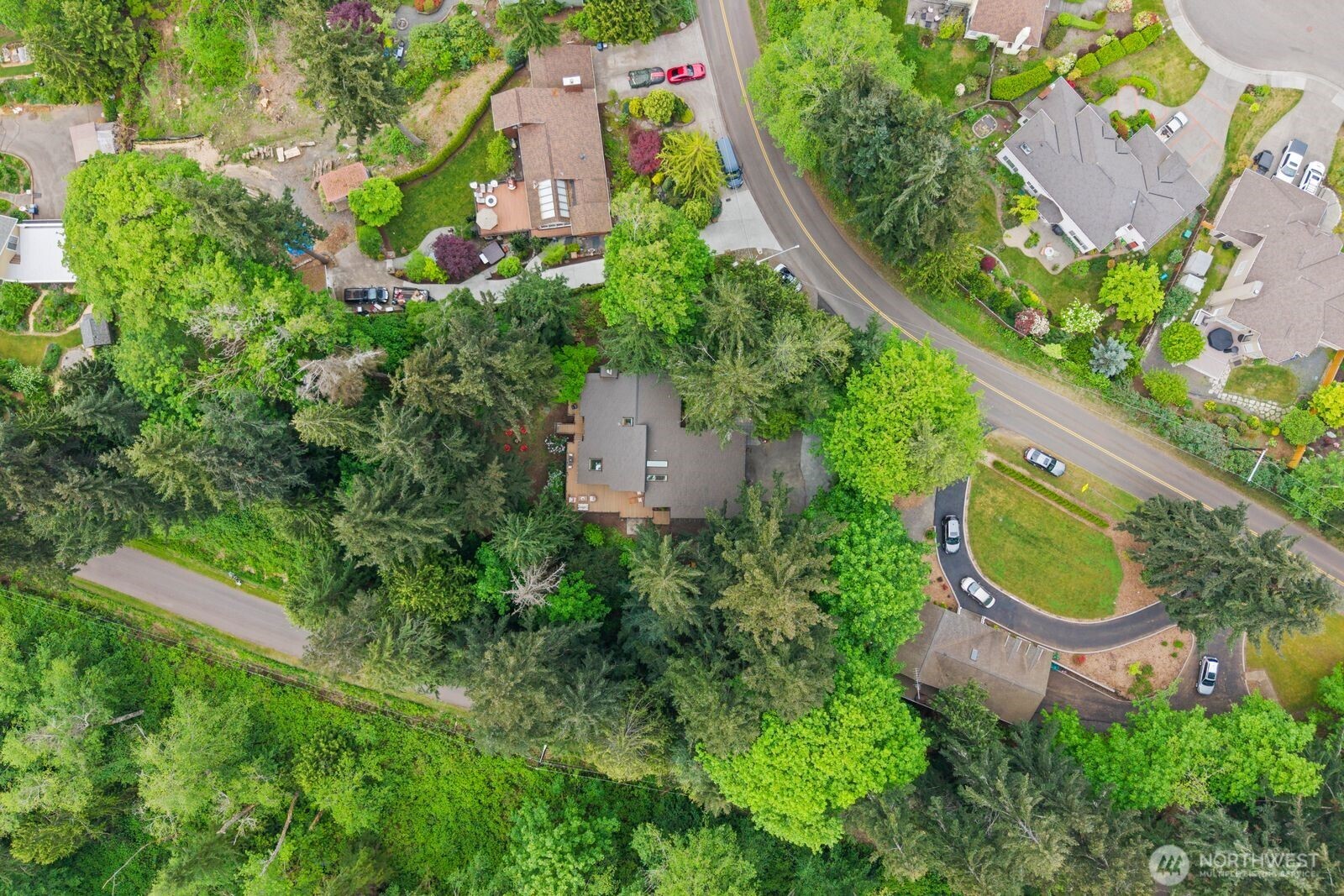 11730 Clearview Dr , Edmonds, WA 98026