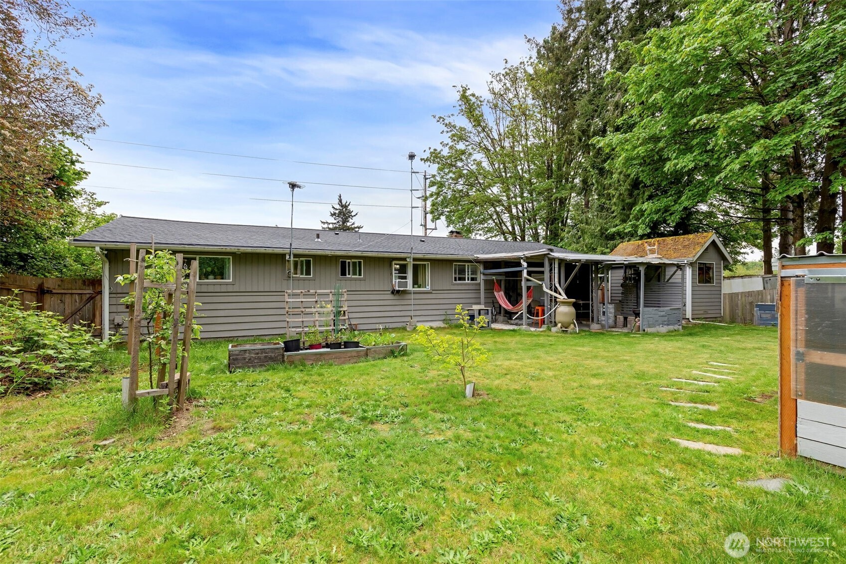 3309 Pine Road , Bremerton, WA 98310-2129