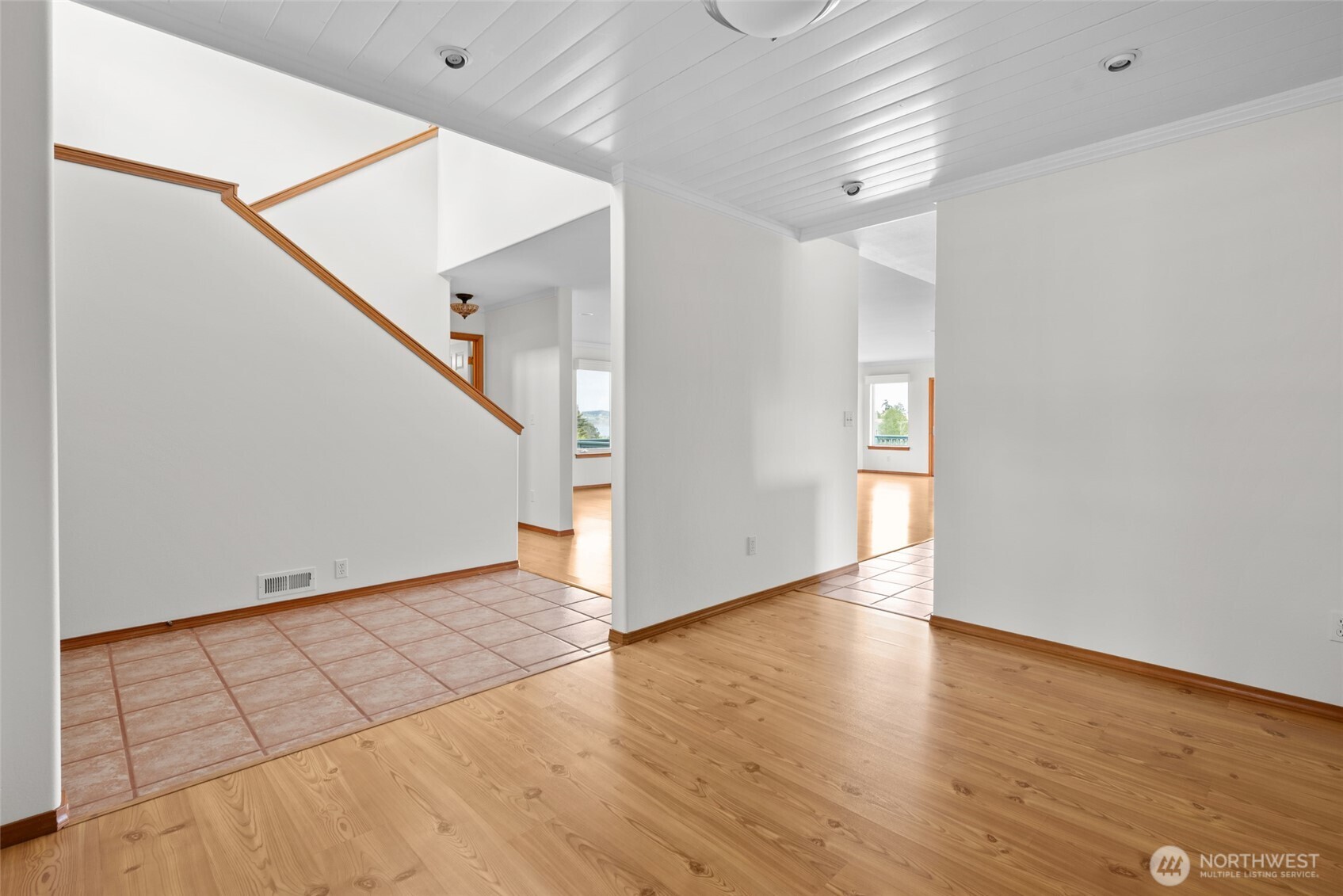 701 NW Krueger Street , Coupeville, WA 98239
