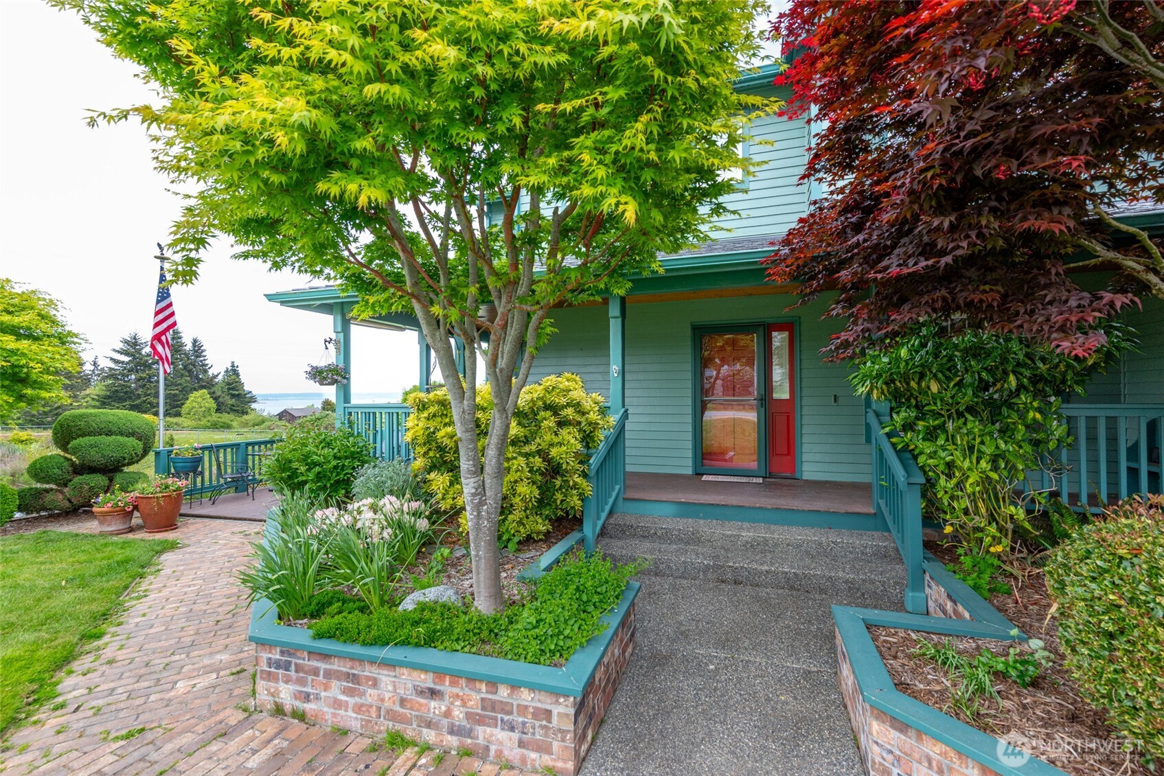 701 NW Krueger Street , Coupeville, WA 98239