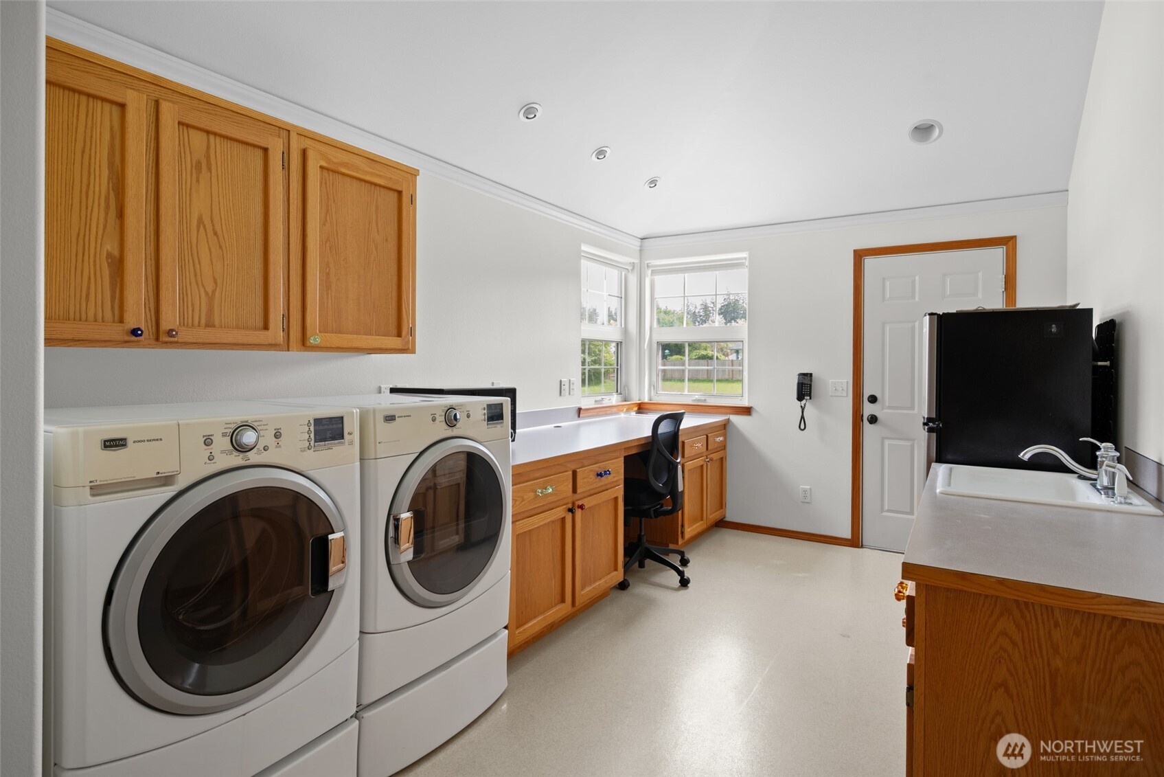 701 NW Krueger Street , Coupeville, WA 98239