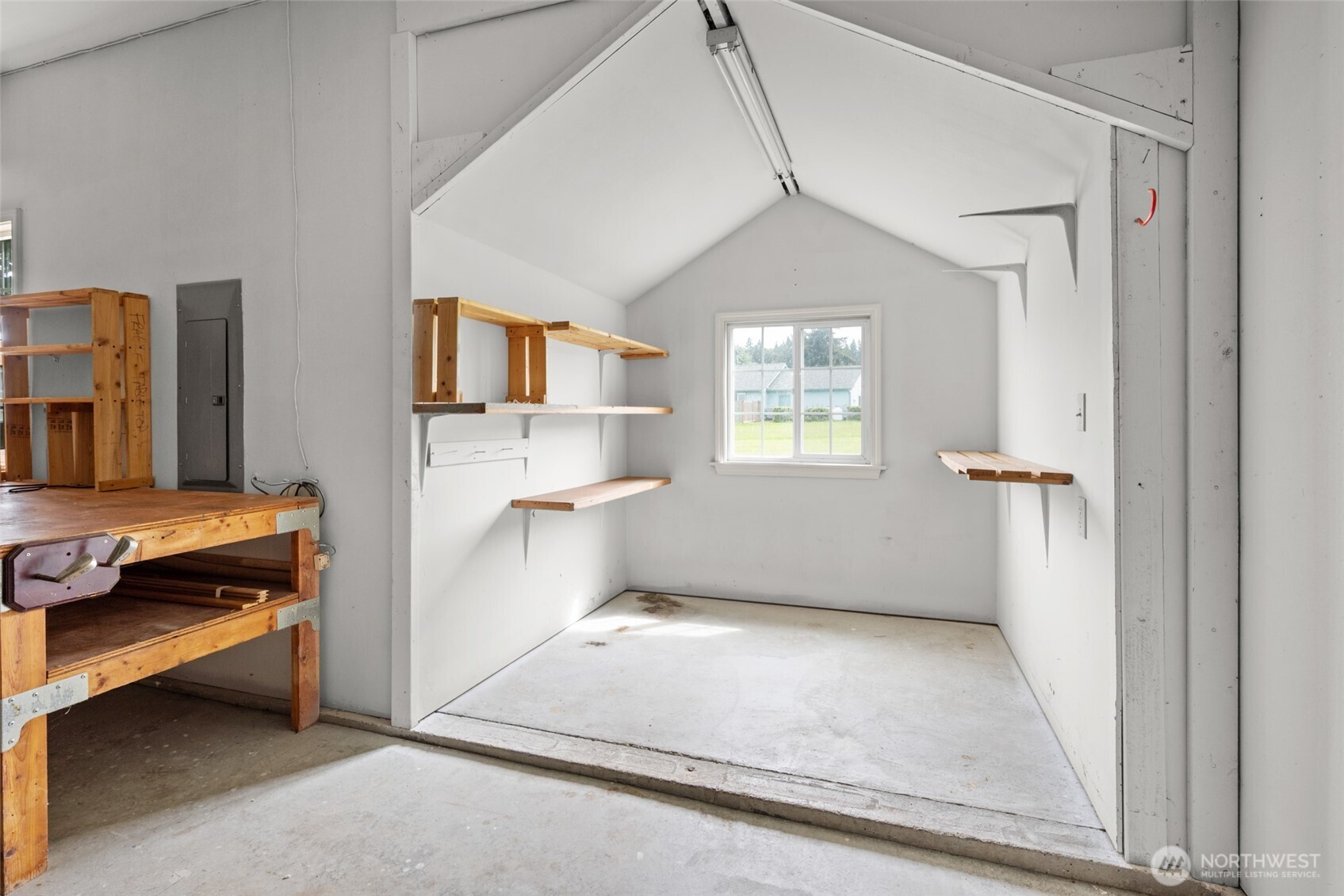 701 NW Krueger Street , Coupeville, WA 98239